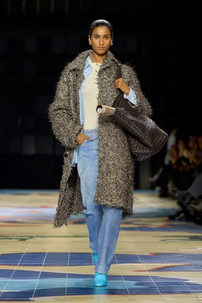 Look 51